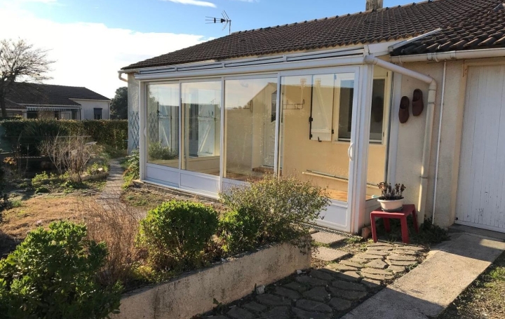 Maison   ROUSSON  86 m2 205 200 € 